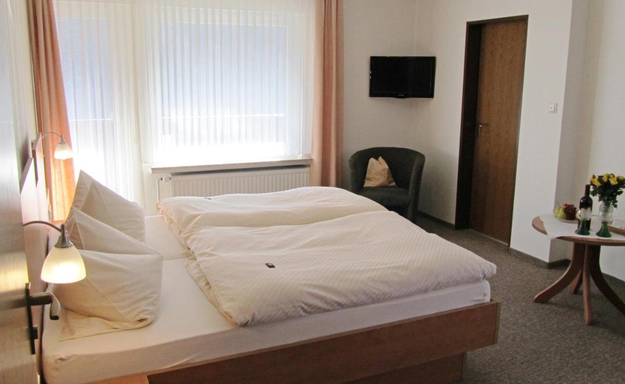 Pension Haus Waldfrieden, Meinecardplus Inklusive Виллинген Номер фото
