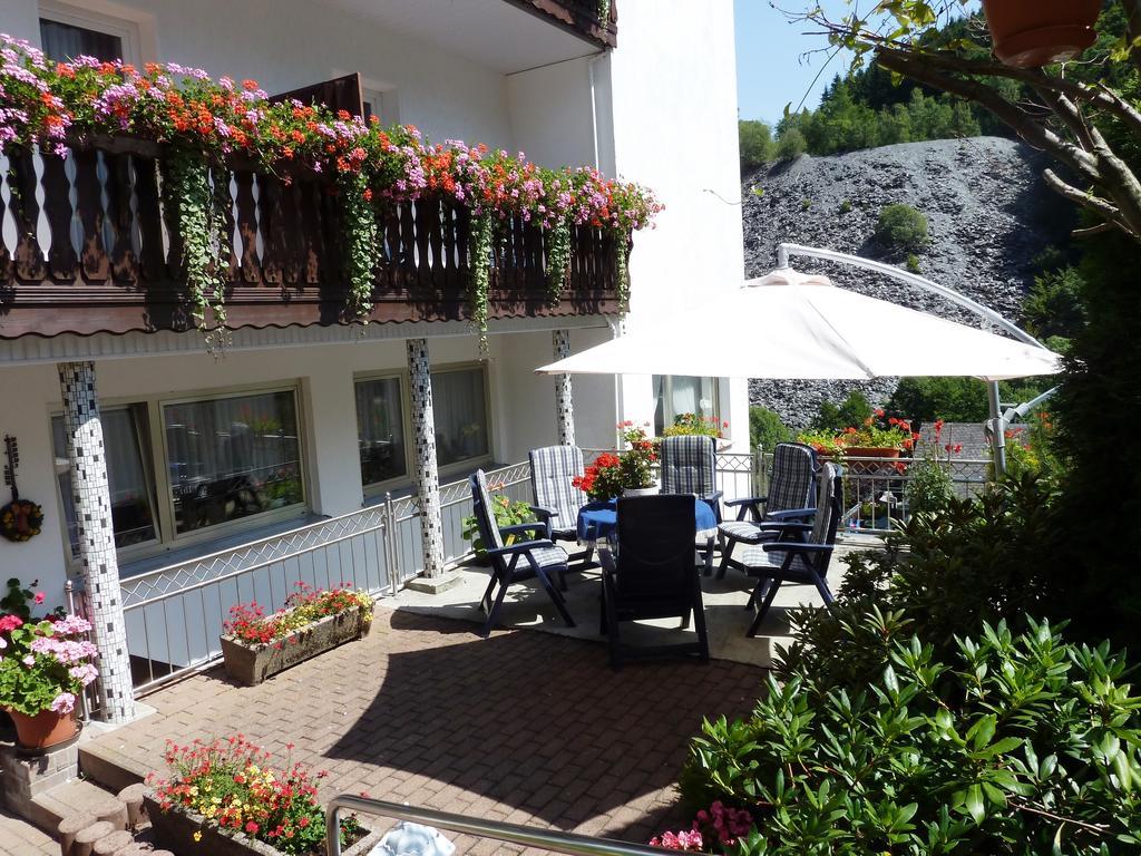 Pension Haus Waldfrieden, Meinecardplus Inklusive Виллинген Экстерьер фото